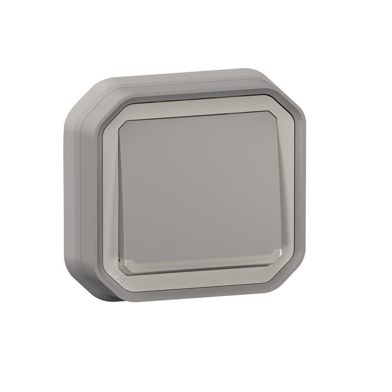 069832L, Legrand