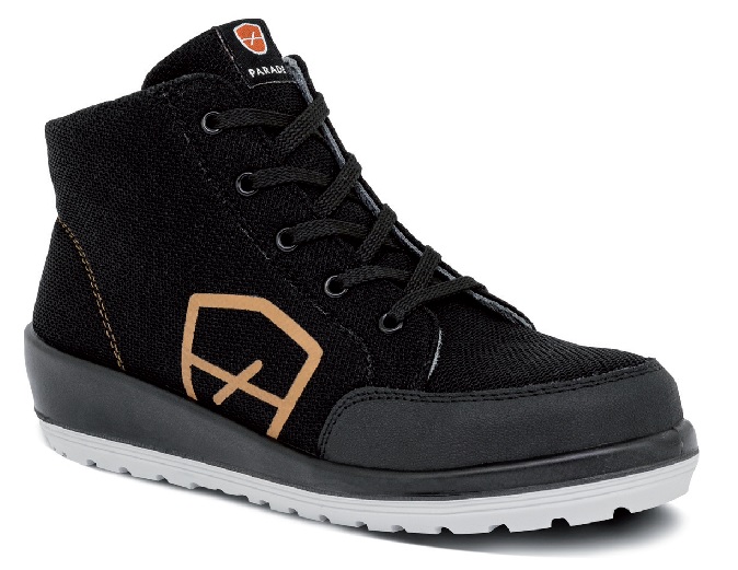 07BETSIE7721PT35, Parade