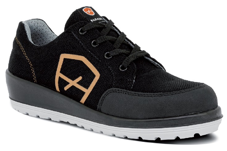 07BETTIE7721PT37, Parade