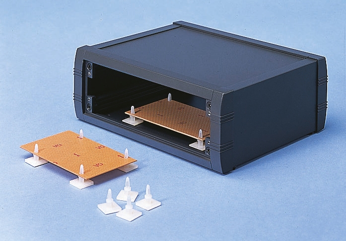 10 X M5700200, METCASE