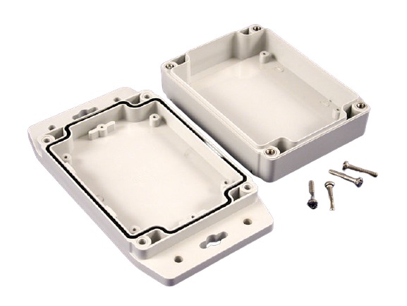 1555F2F17GY, Hammond