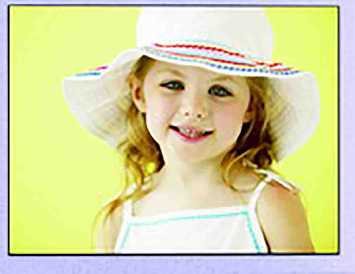 AM-640480G2TNQW-00H-C, Ampire