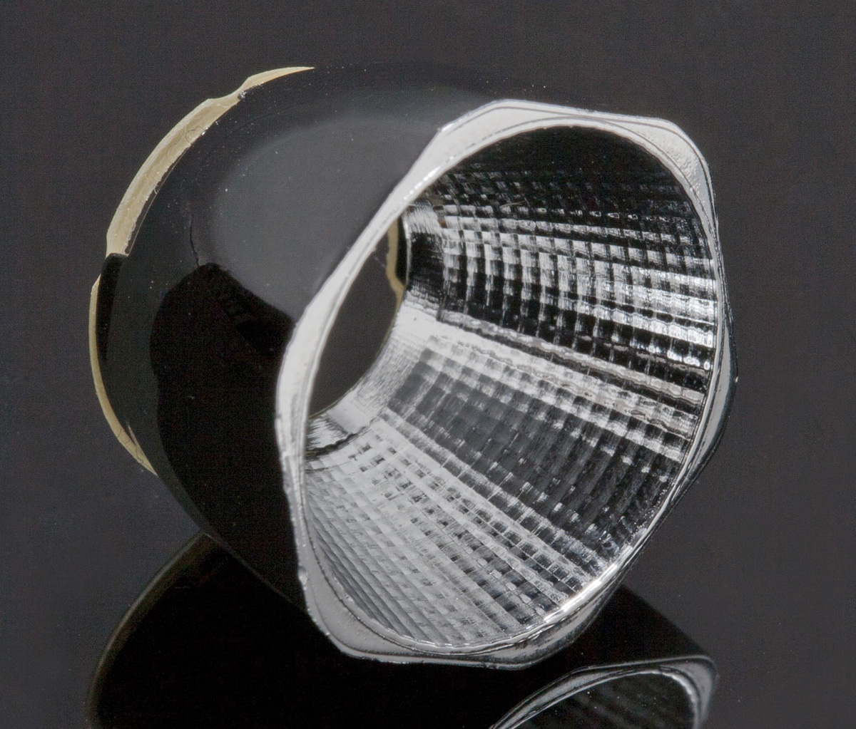 CA10930_Boom-M, Ledil