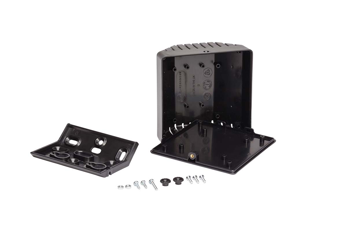 CB1500-10VBK-KIT, CAMDENBOSS