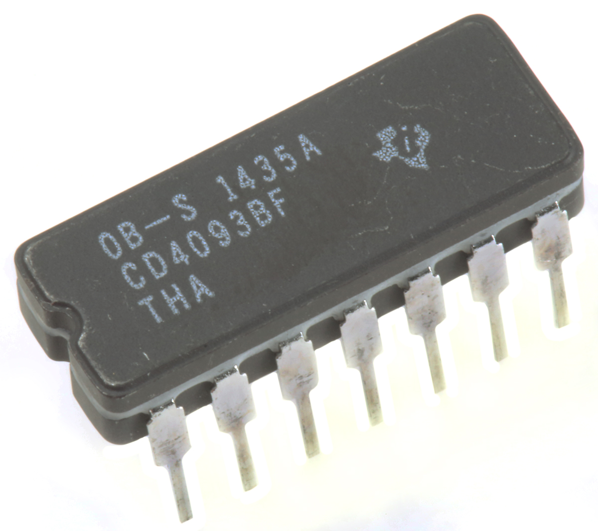 CD4093BF, Texas Instruments