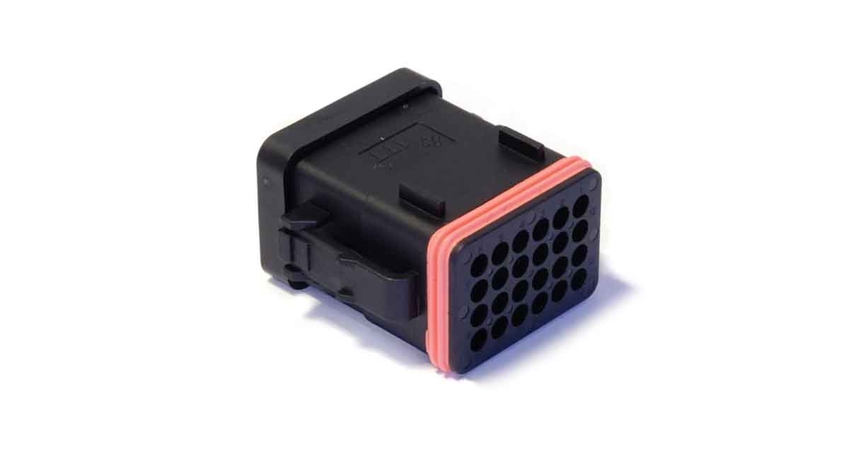 CTC 24 WAY PLUG BLACK / 132015-0075, ITT Cannon