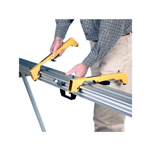 DE7025-XJ, DeWALT