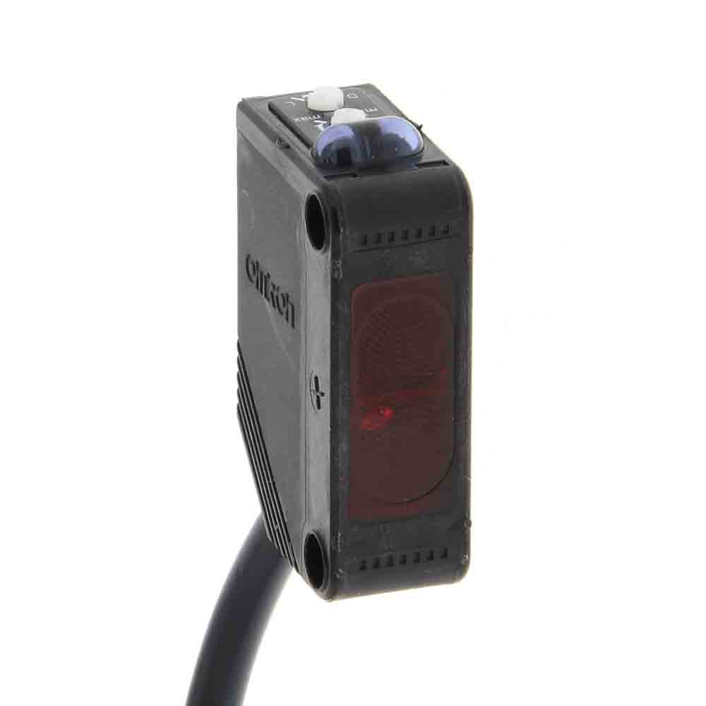 E3Z-D81 5M, Omron