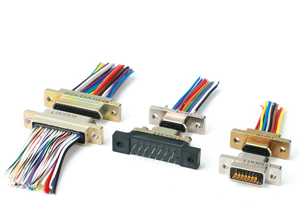 M83513/03-B11C, Amphenol Canada